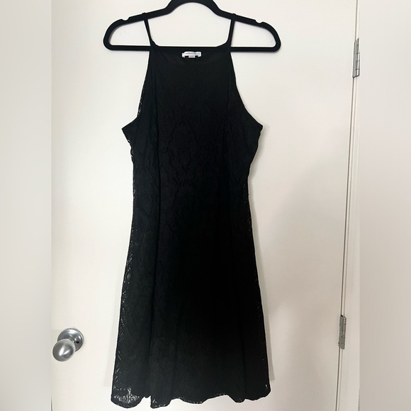 Dress - Picture 1 of 1